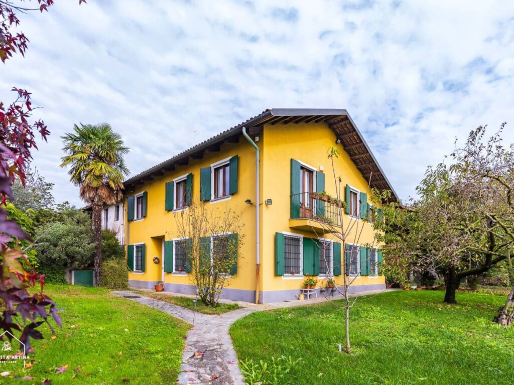 Villa unifamiliare via Moano 8, Moano, Arignano