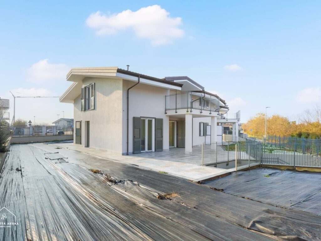 Villa a schiera via Cesare Pavese, Druento
